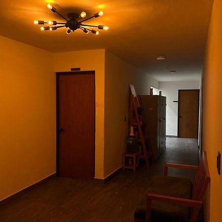 El Salto De Camela Hostal Uruapan  Kültér fotó