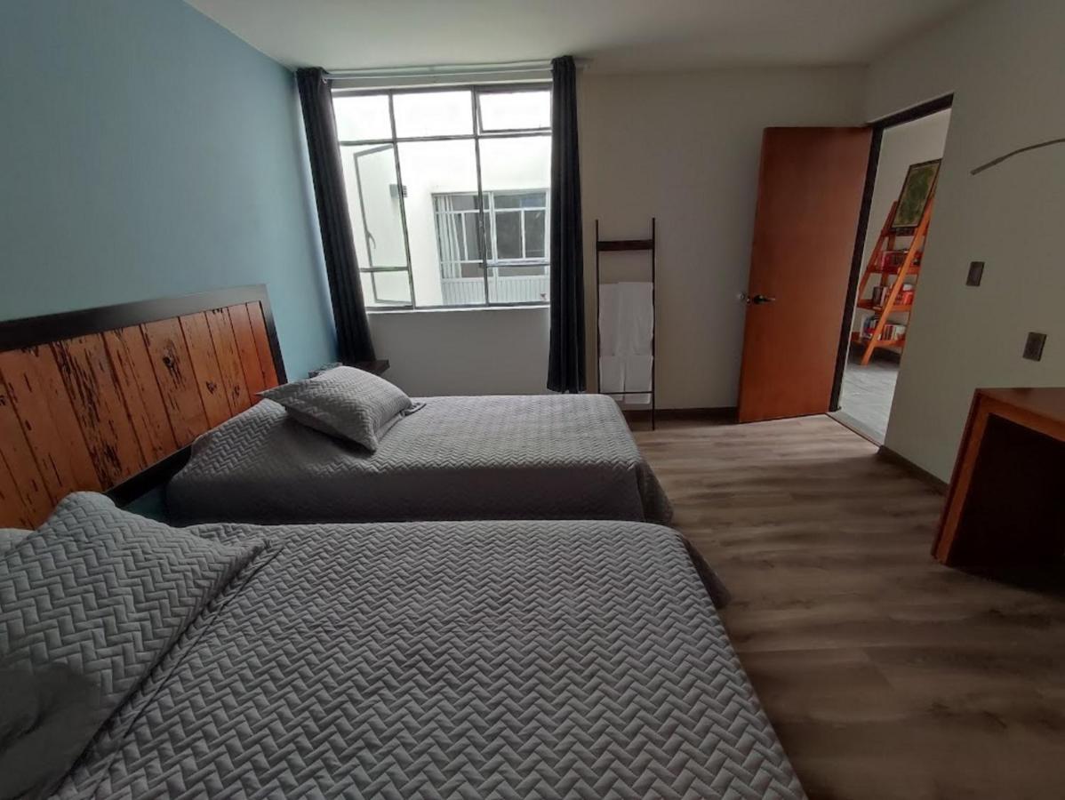 El Salto De Camela Hostal Uruapan  Kültér fotó