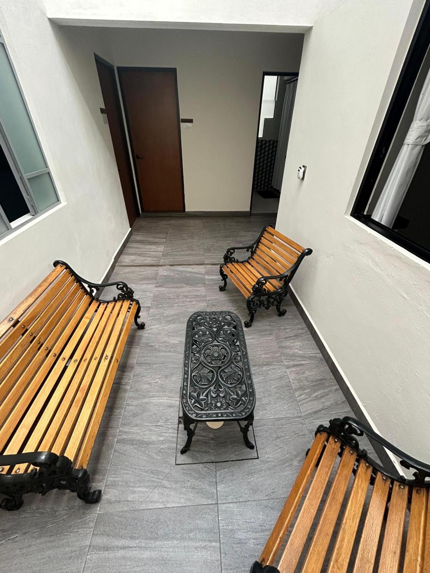 El Salto De Camela Hostal Uruapan  Kültér fotó